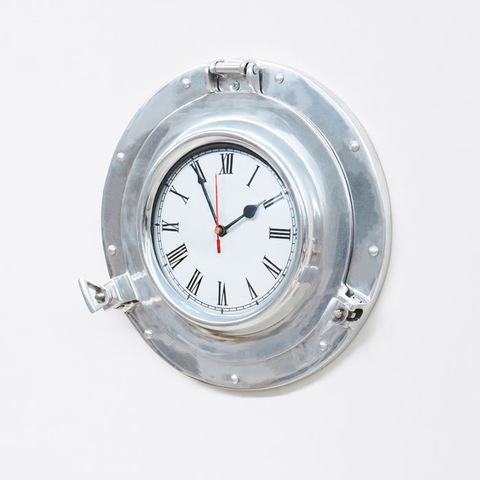 Porthole Clock