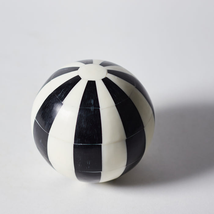 Round Ball - Stripes