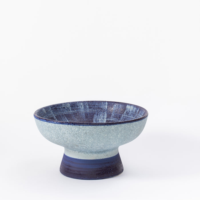 Round Bowl on Stand