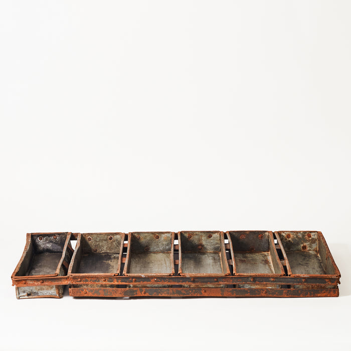 Six Compartment Baker's Tray