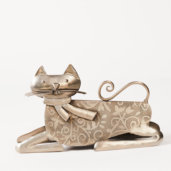 Lying Etched Cat