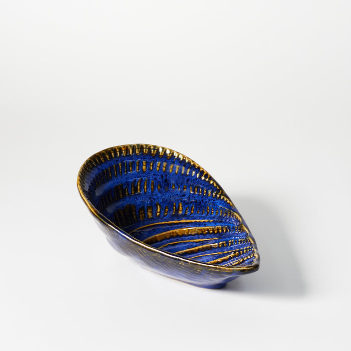 Large Shell Shaped Dish