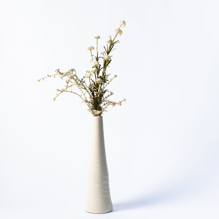 Small Bouquet of Flowers - White