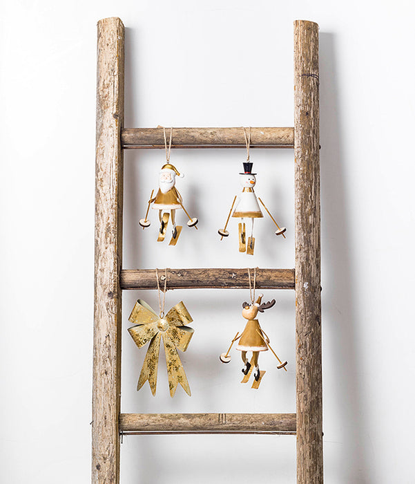 Reindeer on Skis Hanger