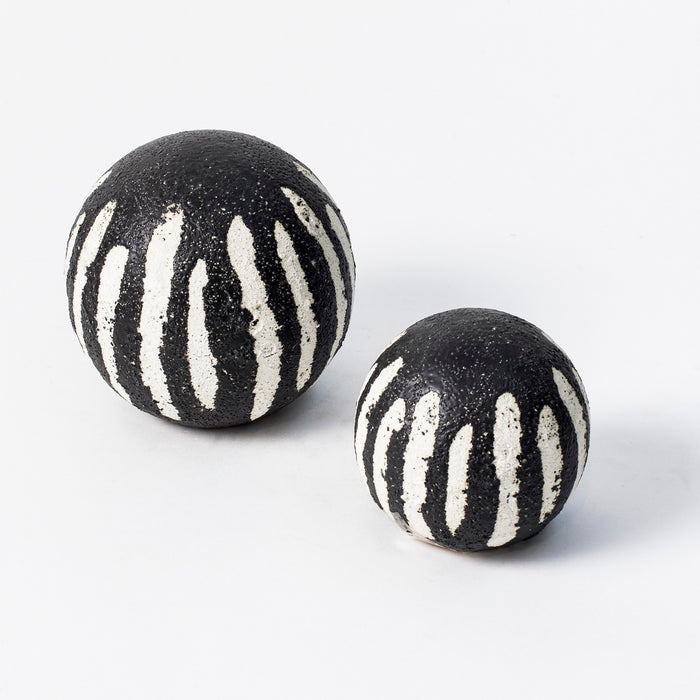 Small Vertical Striped Sphere