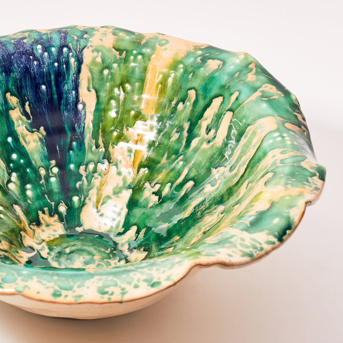 Large Ruffle Bowl